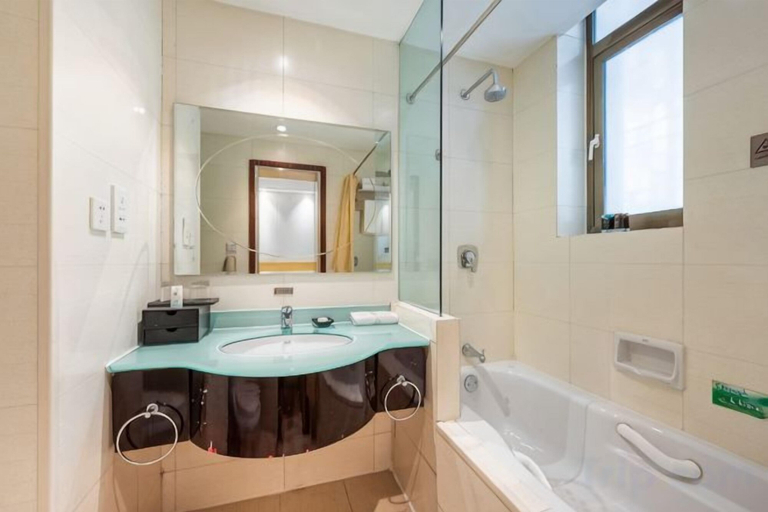 Bathroom 3, Dunhuang Hotel, Jiuquan