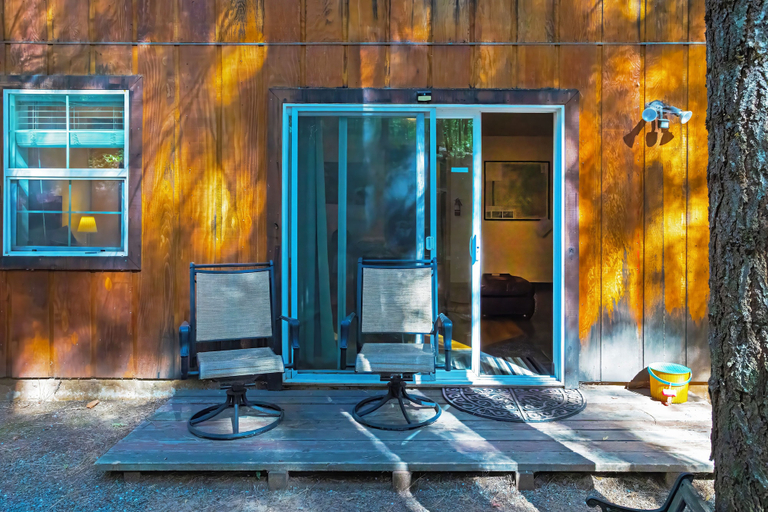 Exterior & Views 2, Winterfell - No Hidden Fee; Dog OK; King Bed, Calaveras