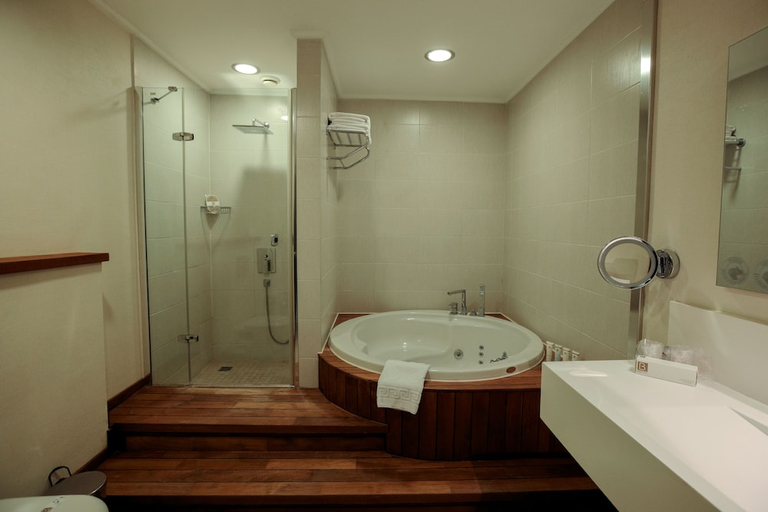 Bathroom 5, Baia Bursa Hotel, Nilüfer