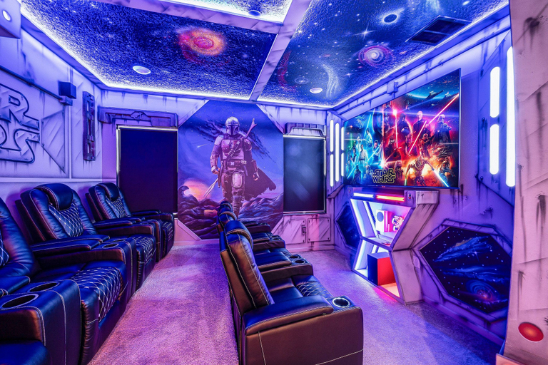 Primary image, Luxury 8BR Villa w/ Cinema, Game Room, Pool, Orange