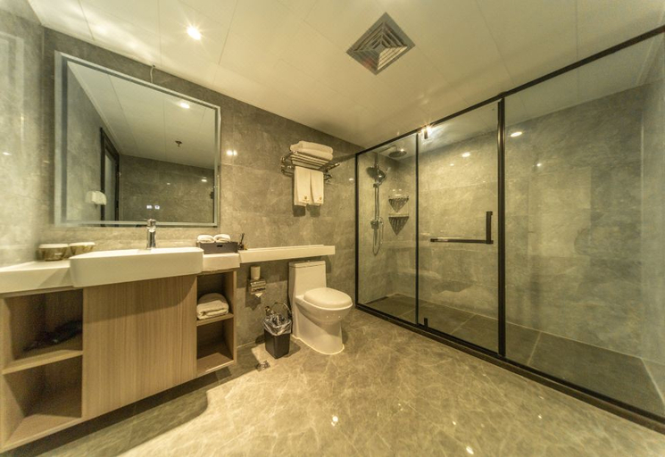 Bathroom 3, Wugang Hotel, Wuhan