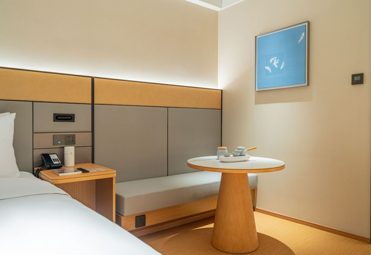 Bedroom 2, Ji Hotel Hangzhou Linping Chongxian Shangyi Plaza, Hangzhou