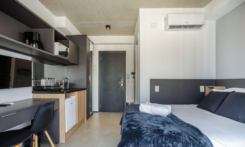Room 3, Studio in Bela Vista 950 m From Subway - Vnu1405, São Paulo