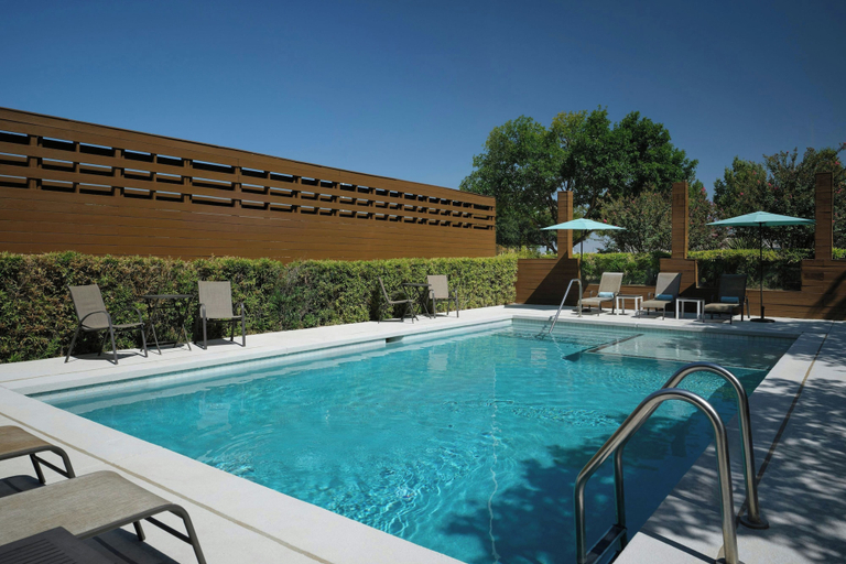 Sport & Beauty 4, Element by Marriott Dallas Fort Worth Airport North, Irving