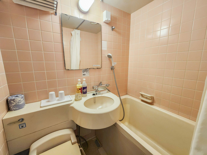 Bathroom 4, Ichikawa Grand Hotel, Edogawa