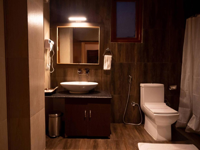 Bathroom 3, Kaya Gantavya Resort and Spa, West Sikkim