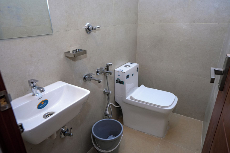 Bathroom 3, New AS Tourist Home, Ernakulam