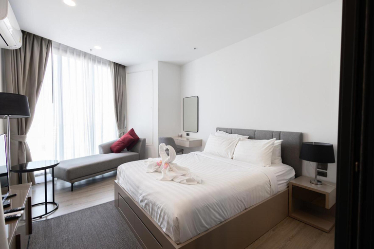 Bedroom 3, The Edge Central Pattaya by WCC, Pattaya