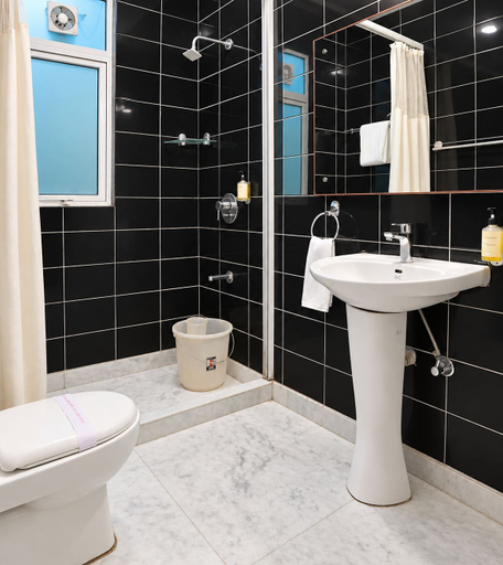 Bathroom 3, Enkay Residency V Block-Cyber City, Delhi