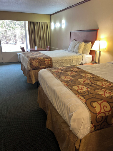 Bedroom 3, Red Rose Hotel, Alleghany