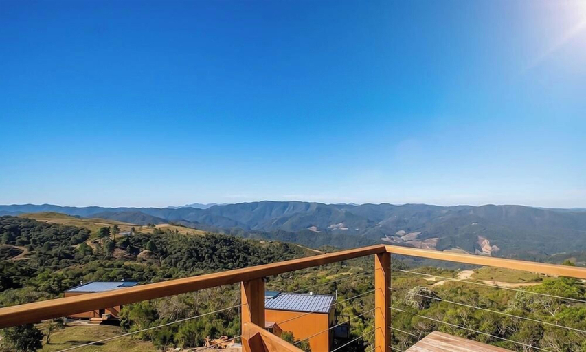 Others 3, Charming Chalet With Fireplace and hot Tub! Vst045, Anitápolis