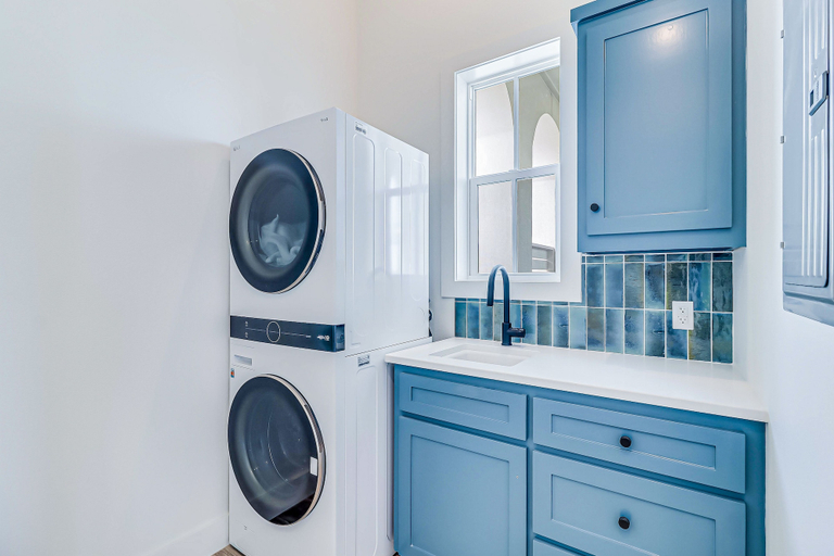 Laundry 2, Palmilla Beach Resort-220 Sundew Lane, Nueces