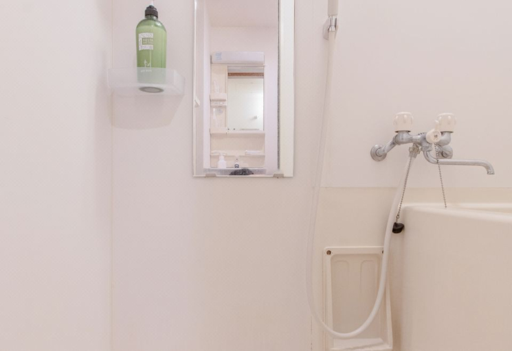 Bathroom 3, Sumida Ryogoku Midori House, Sumida