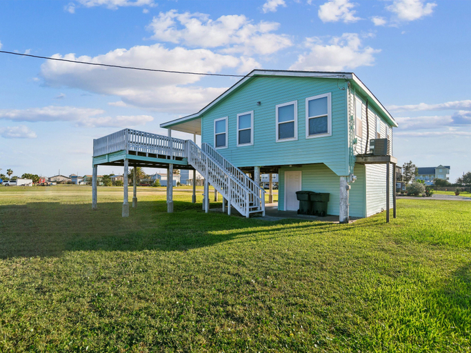 Exterior & Views 1, A-b-sea Cottage, Galveston