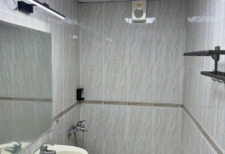 Bathroom 5, I Live Motel, Kaohsiung