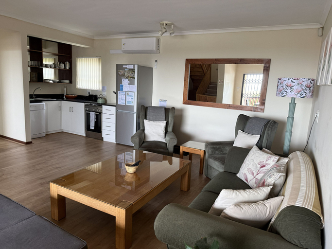 Others 4, Hermanus Heights Villa, Overberg