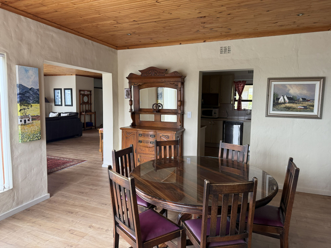 Others 5, Hermanus Heights Villa, Overberg