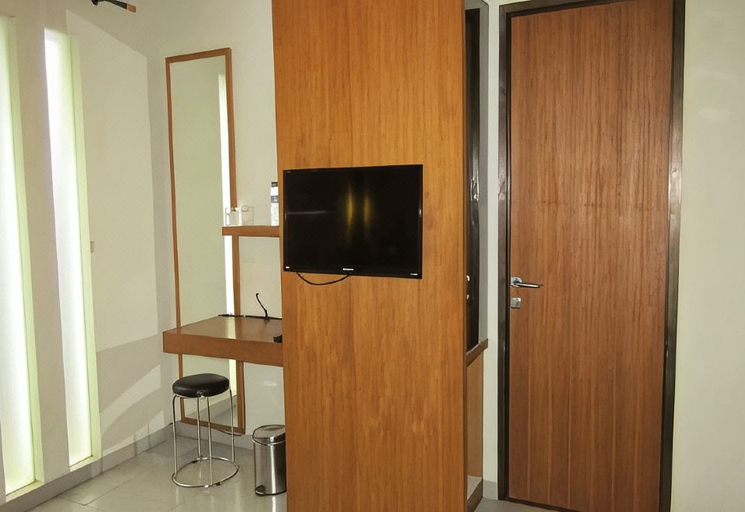 Bedroom 2, Green Costel, Cianjur