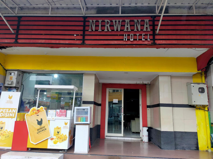 Exterior & Views 2, Hotel Nirwana Ternate RedPartner, Ternate