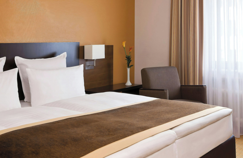 Bedroom 4, Leonardo Royal Hotel Dortmund, Dortmund