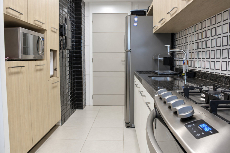 Private kitchen 3, Penthouse Apartment with Hot Tub near Beach, Aquiraz