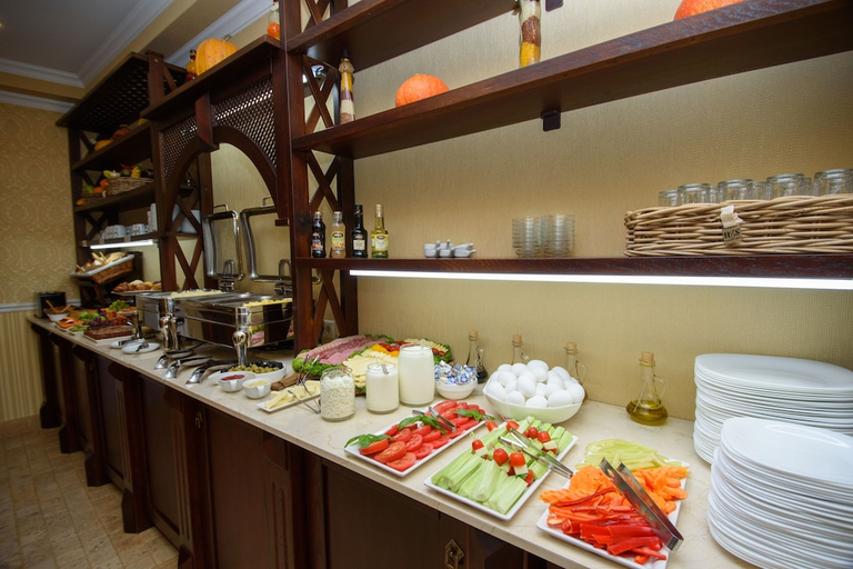 Food & Drinks 5, KMM Hotel, Tbilisi