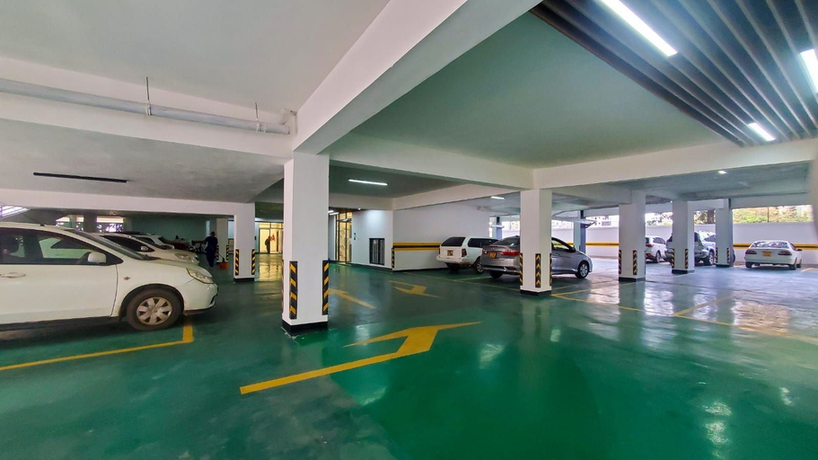 Property grounds, Himalaya Heights View Palace Apartment, Kibra