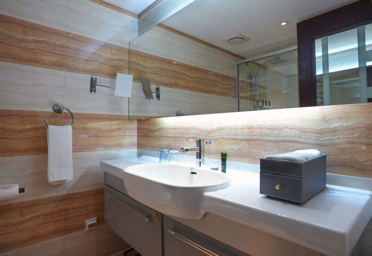 Bathroom 5, Beijing Asia Hotel, Beijing