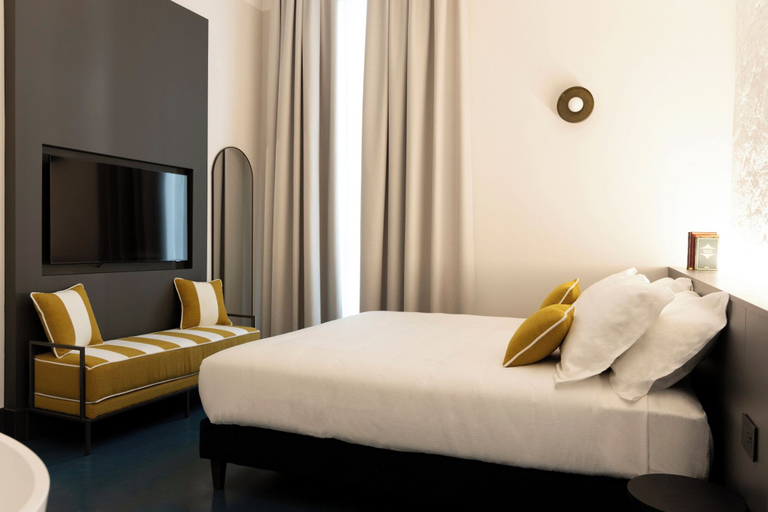Bedroom 3, Adaram Suites, Napoli