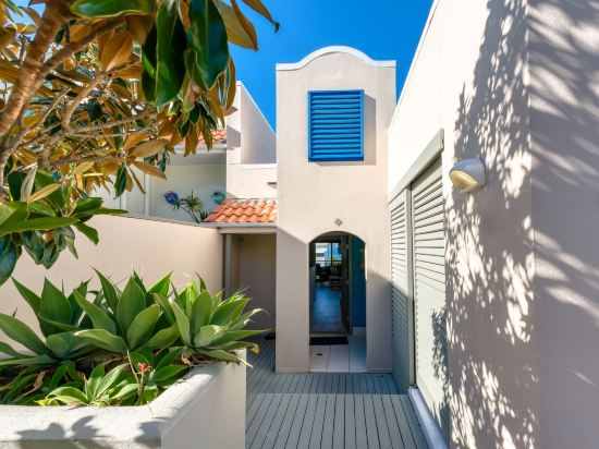 Hotel Exterior 5, The Point Coolum Beach, Maroochy - Coastal North