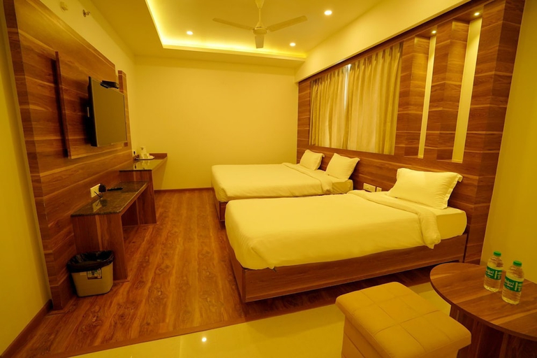 Bedroom 4, Springs Hotel, Chittoor