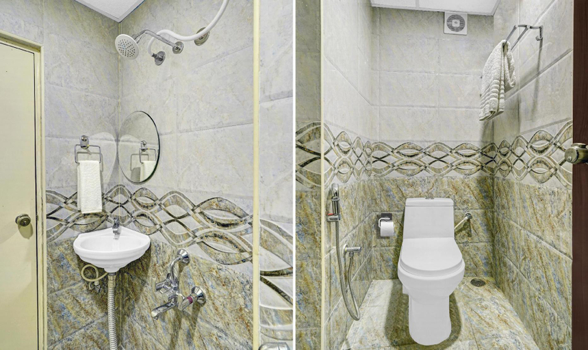 Bathroom 4, Treebo Elmas Grand, Bangalore