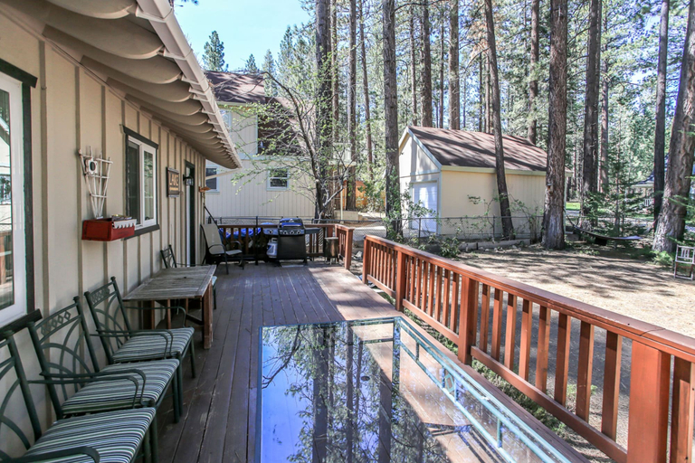 Others 4, 3 Little Bears Cabin, San Bernardino