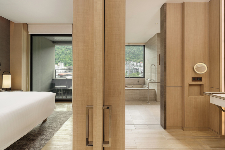 Bedroom 3, Mu Jiao Xi Hotel, Yilan
