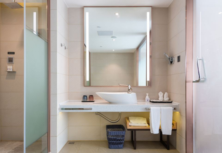 Bathroom 3, Lavande  Hotels  Dongguan Shatian Center, Dongguan