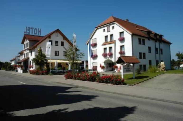 Exterior 4, Hotel Adler Westhausen, Ostalbkreis