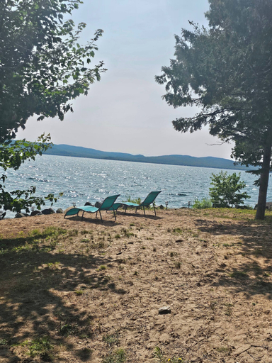 Property grounds 4, Lake Superior Waterffront Main Unit of Duplex Sleeps 8 ppl, Lake Superior