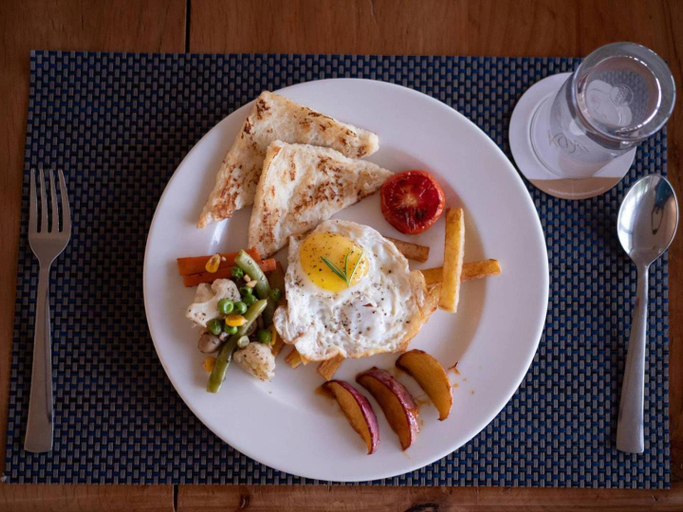Food & Drinks 5, Kaya Gantavya Resort and Spa, West Sikkim