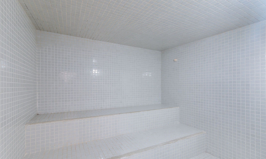 Spa 2, Apt With Balcony Steps From Barra Beach Tlr0113, Salvador
