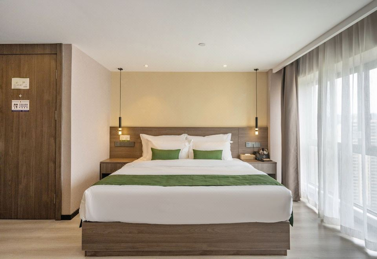Bedroom 2, Immersing Hotels& Resort Chongqing University Town, Chongqing
