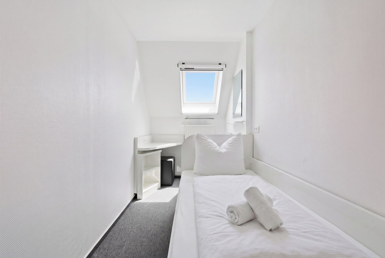 Bedroom 5, Hotel & Tagungszentrum Blaubeuren, Alb-Donau-Kreis