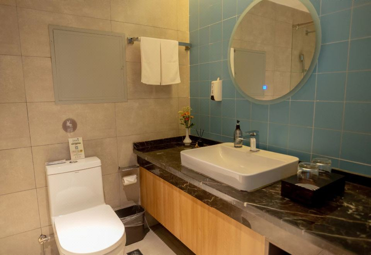 Bathroom 3, Home Inn Neo Gejiu Renmin Road, Honghe Hani and Yi