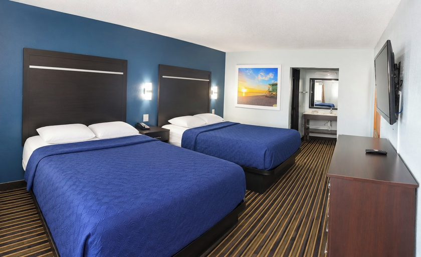 Bedroom 1, Executive Inn, Muskogee