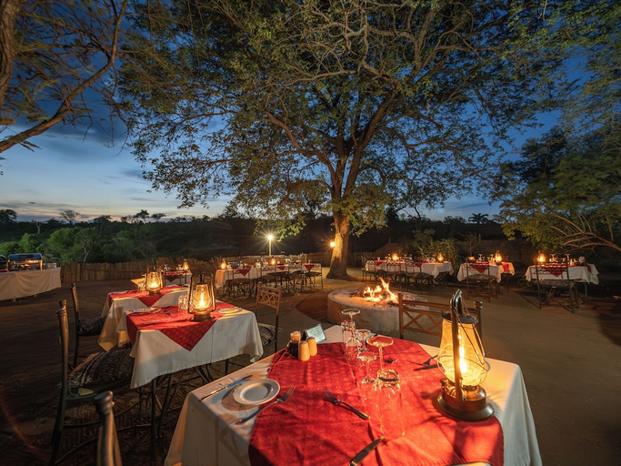 Food & Drinks 5, MILIMA Big 5 Safari Lodge, Mopani