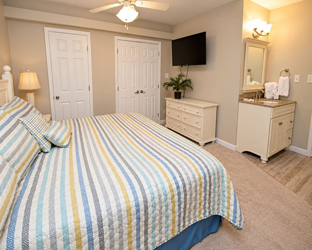 Bedroom 3, Gulf House, Baldwin