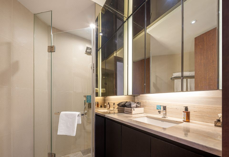 Bathroom 3, Madison Hotel Dalian Zhongshan Square Seaview, Dalian