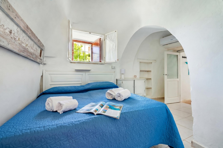 Room 2, Trullo Nicolo With Pool Martina Franca, Taranto