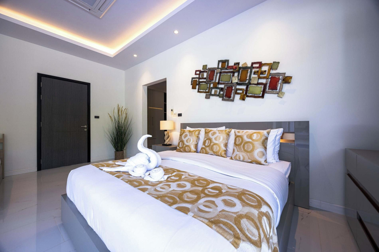 Room 3, Lakefront PoolVilla near GolfCourse(SGP), Cha-Am
