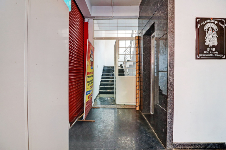 Others 5, Hotel O Silver House Near Mantri, Bangalore