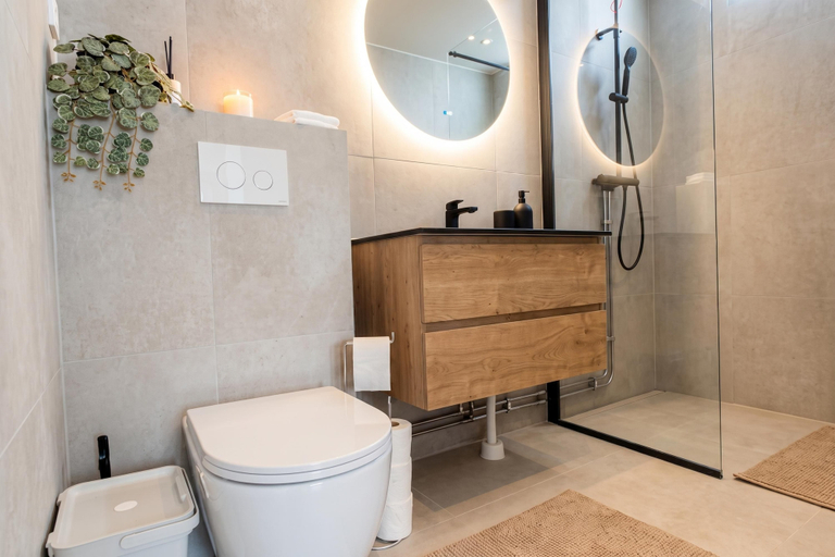 Bathroom 2, Seavista Trelleborg Sea View & Jacuzzi, Trelleborg